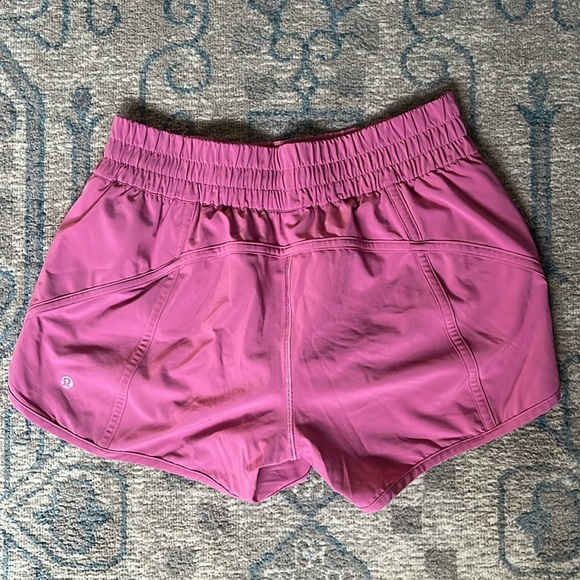 Amazing condition Pink Lululemon Tracker shorts! - Picture 4 of 6